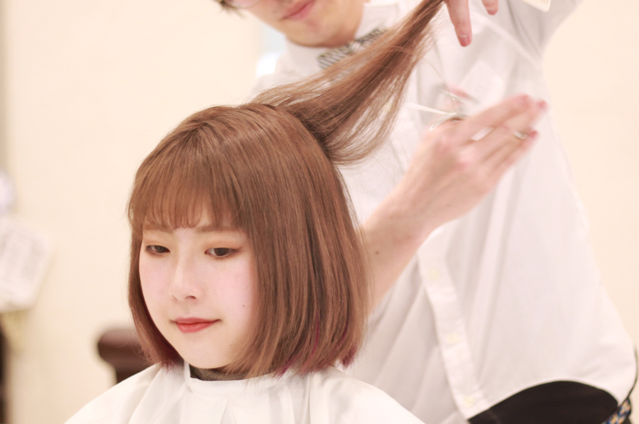 カット女性