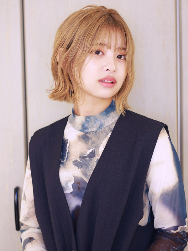 女性像イメージ