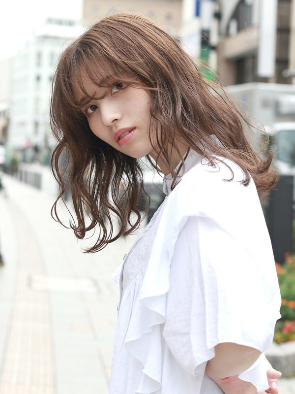 女性像イメージ